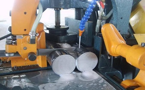 临澧卧式带锯床的送料方式有哪几种？